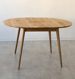 Mesa de comedor redonda y extensible de madera maciza de roble Escandi 3 | NordicStory