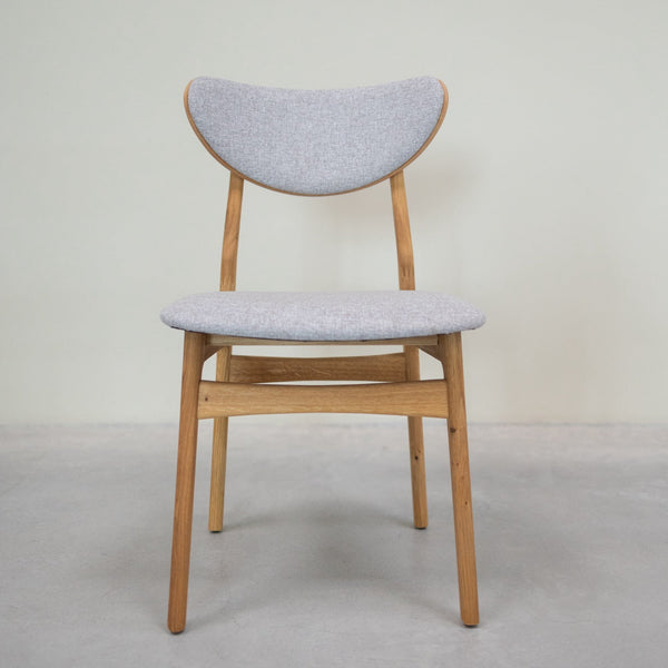 Pack de 2 o 4 Sillas de Comedor de Madera Maciza de Roble Maxwell, tapizado | NordicStory
